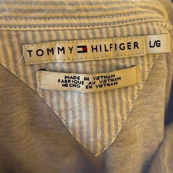TOMMY HILFIGER LONG SLEEVE HALF BUTTON POLO - Picture 4 of 4